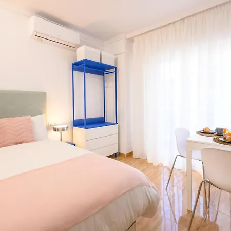 El Yate In Front Of The Sea By 10tosea Apartament *